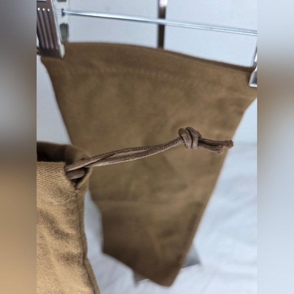 Gucci 16" X 6" - Bundle 2- Luxurious Brown Shoe Dust Bag - Picture 3 of 8